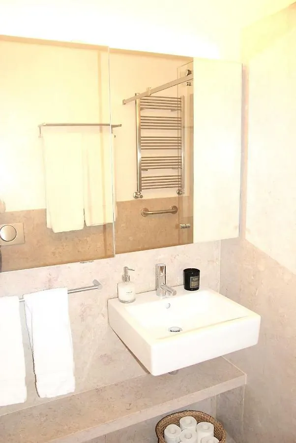 Santa Catarina Luxury Apartment Lisbon