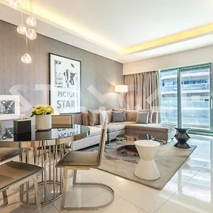 Staycae Paramount Towers , Dubai United Arab Emirates